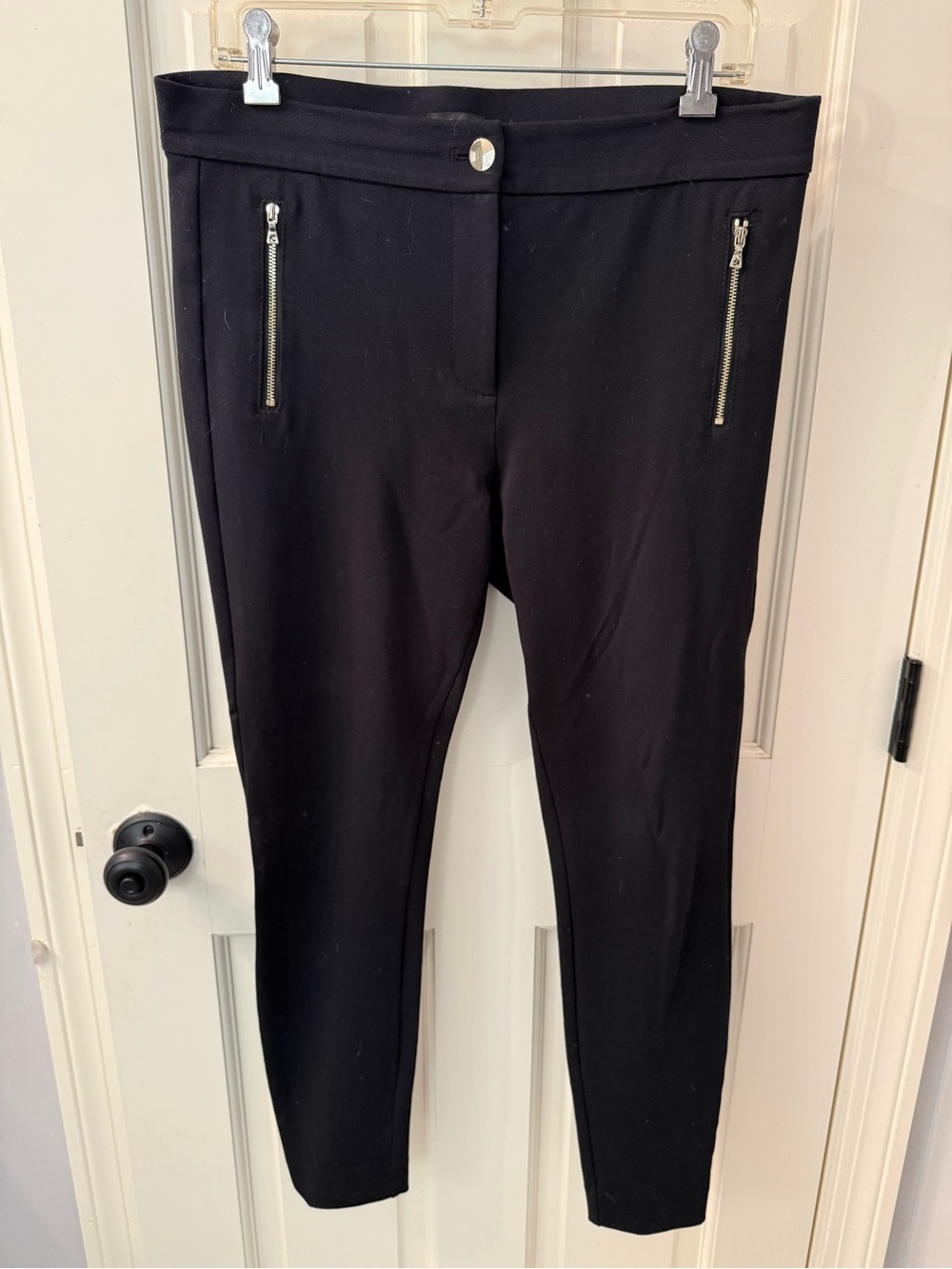 LOFT Black Skinny Ponte Pants with Zip Pockets